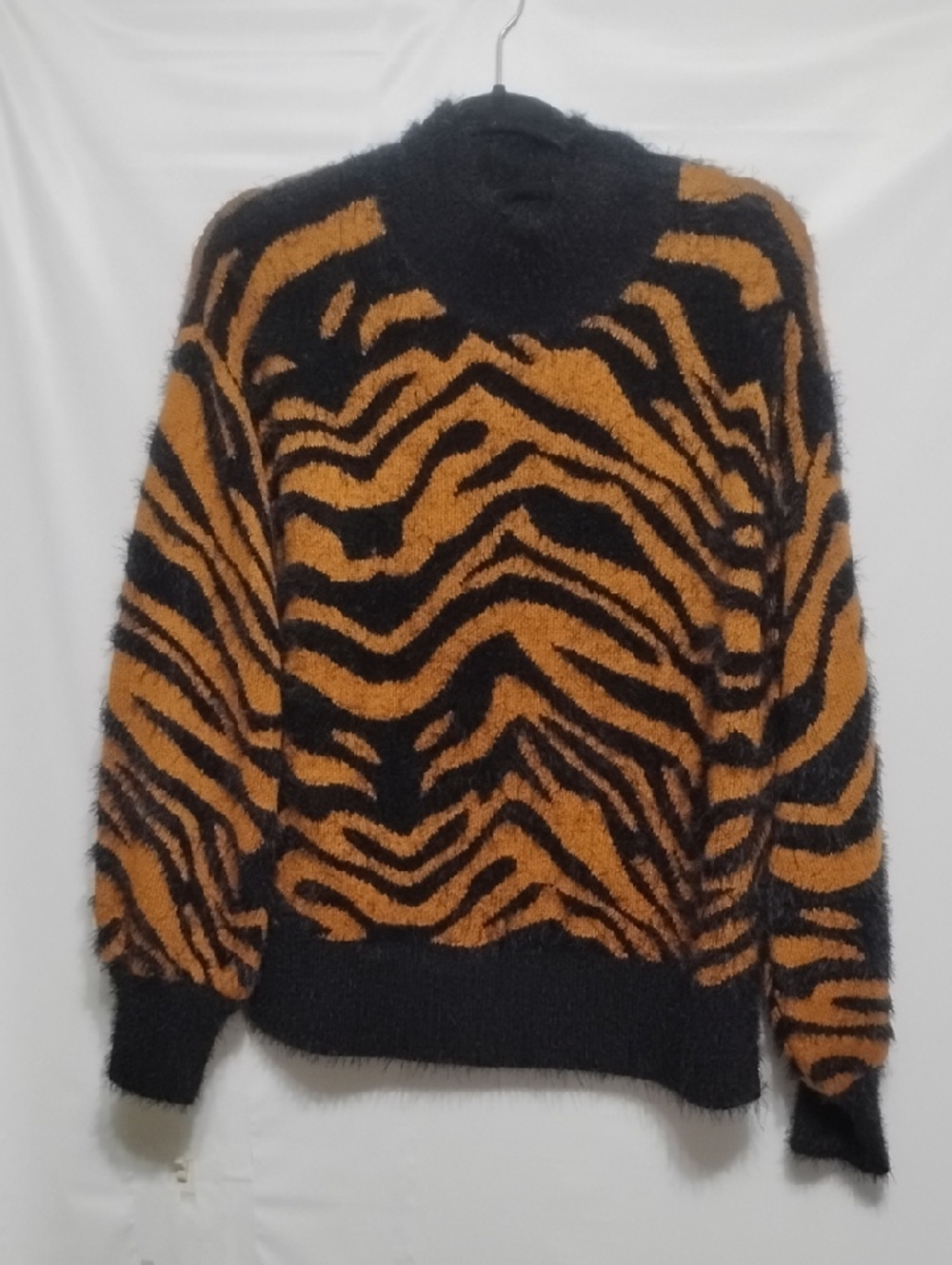 Kerisma‎ Black & Rust Knit Label Pullover